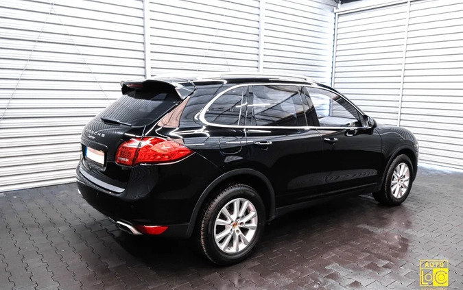 Porsche Cayenne cena 77777 przebieg: 234000, rok produkcji 2010 z Sośnicowice małe 529